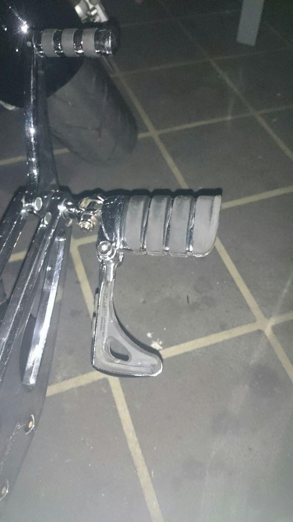 Foot pegs on Jardine Forward controls Kawasaki